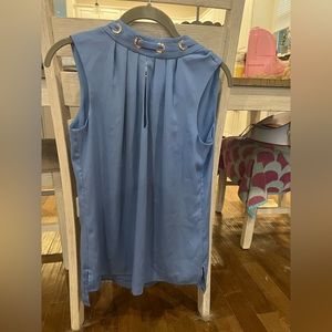 5/$10 White House Black market high neck tank size XS